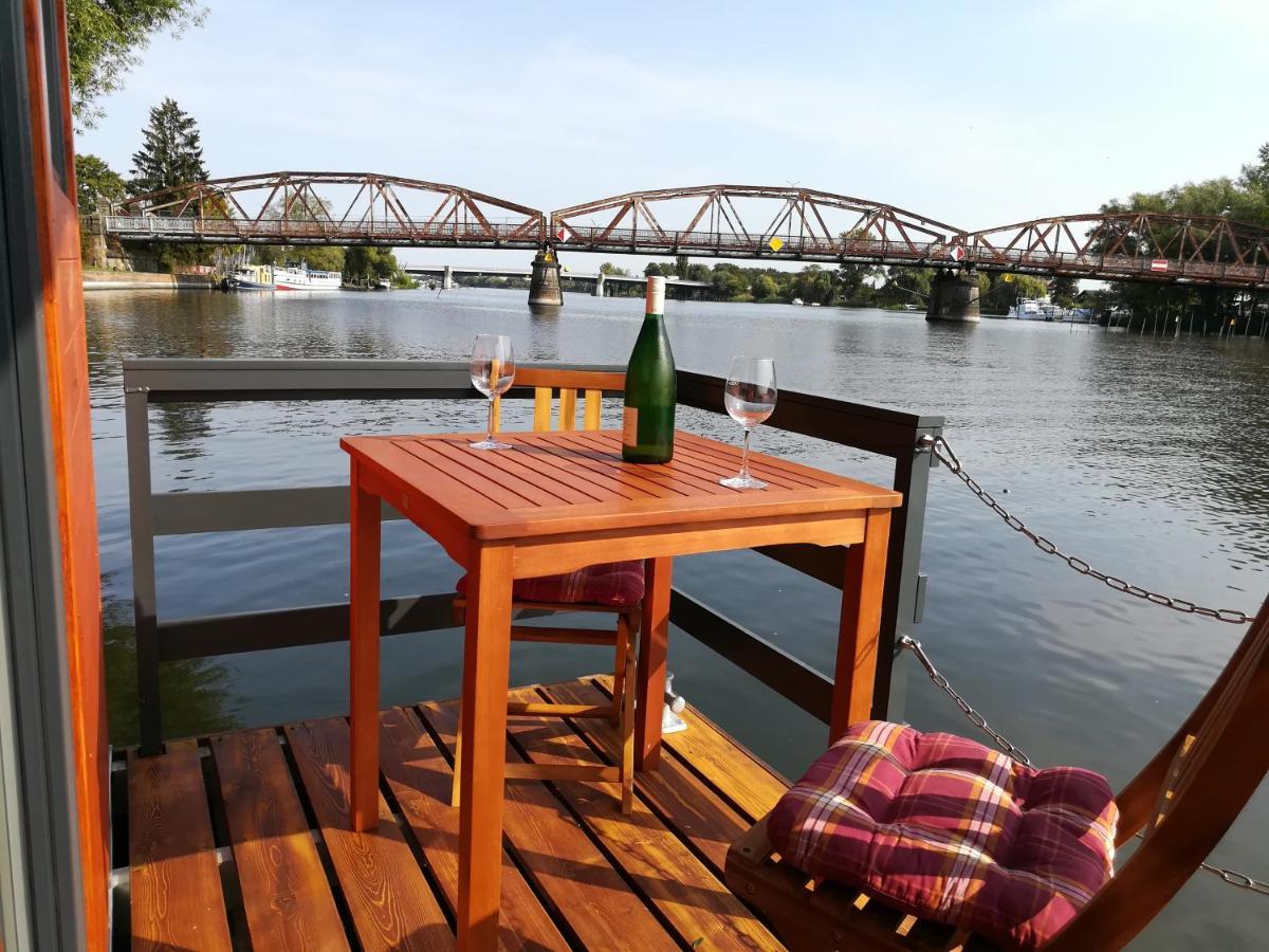 Gaestehaus Schloss Plaue Бранденбург Экстерьер фото