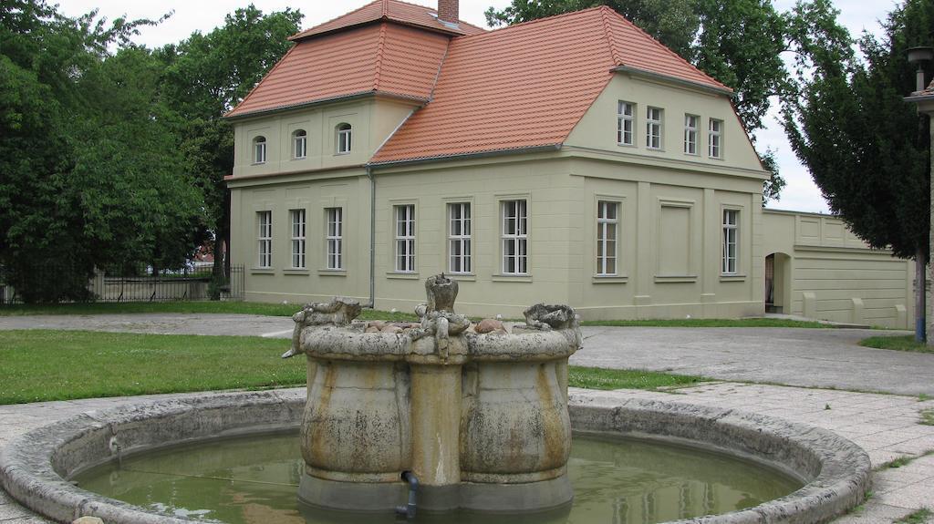 Gaestehaus Schloss Plaue Бранденбург Экстерьер фото
