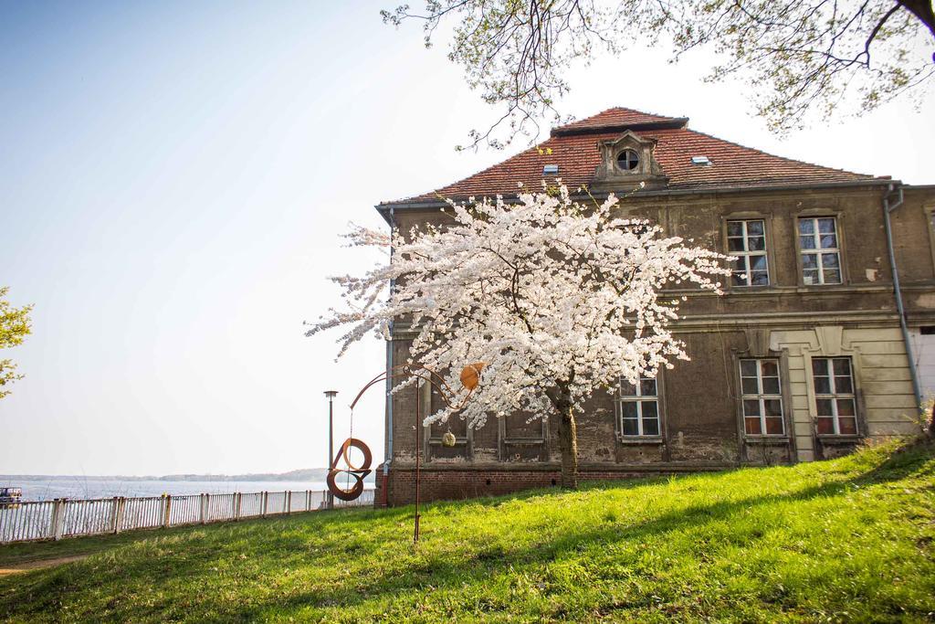 Gaestehaus Schloss Plaue Бранденбург Экстерьер фото